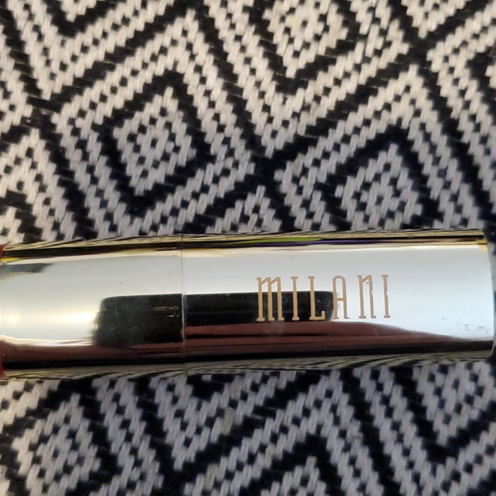 Milani/  Makeup - Picture 4 of 4